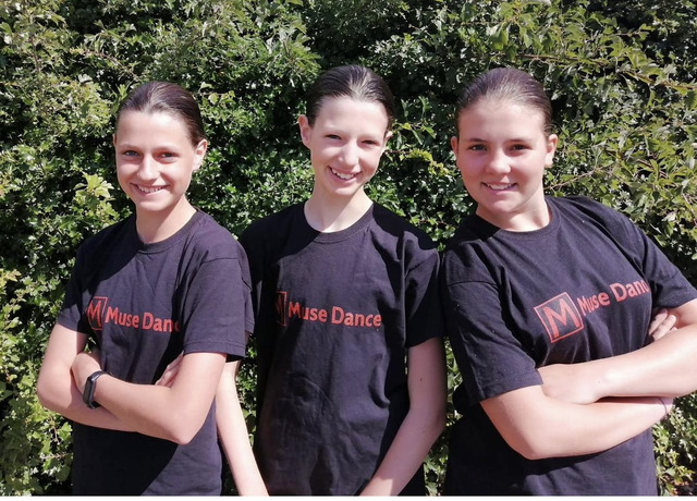Muse dance  T shirt 
