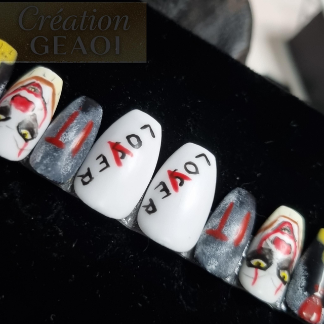 IT'S LITTLE BALLERINE S 