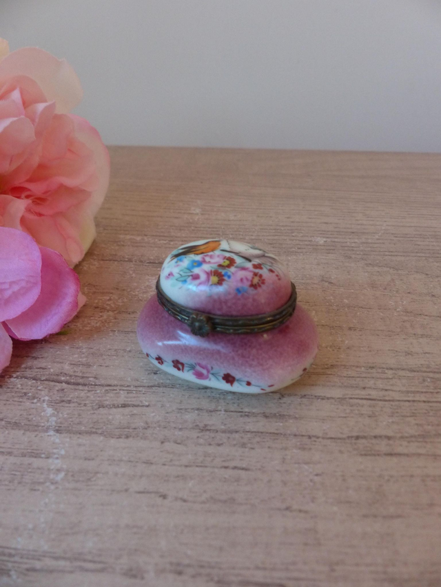 Boite à pilules en porcelaine française rose, mini boite oiseaux et fleurs, pilulier vintage, Collection Porcelaine d'Art, cadeau pour femme