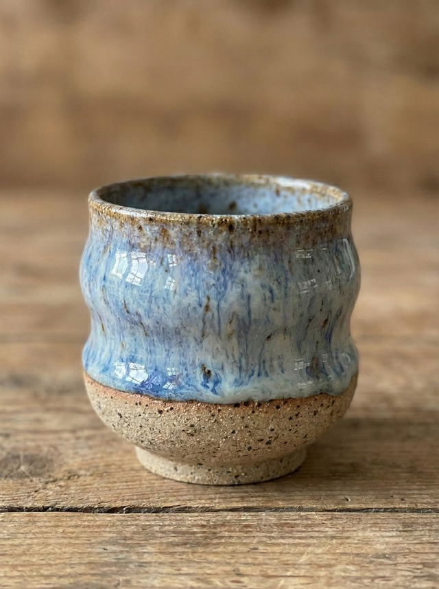 Curvy tumbler - Speckled baby blue