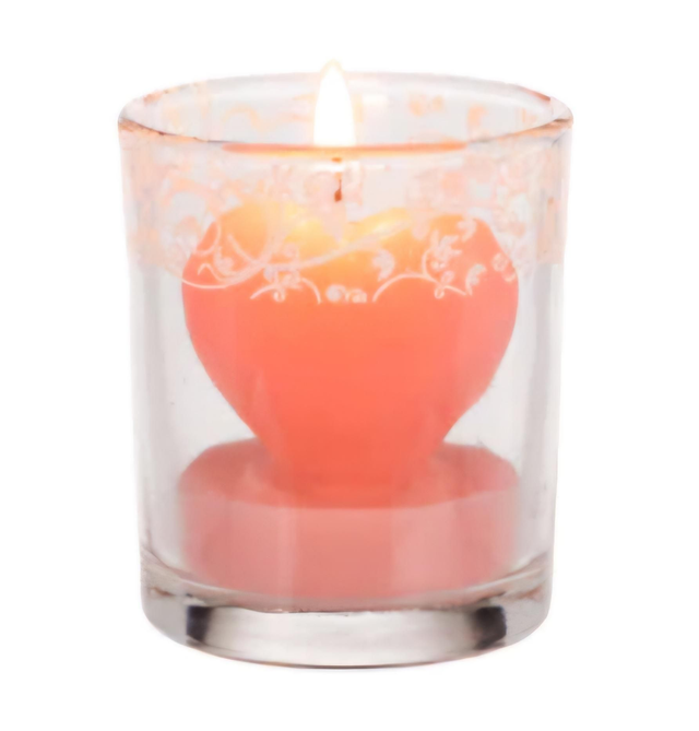 Bougie coeur dans un verre avec décoration rose