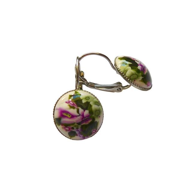 Boucles d&#039;oreilles petites dormeuses pensées mauves