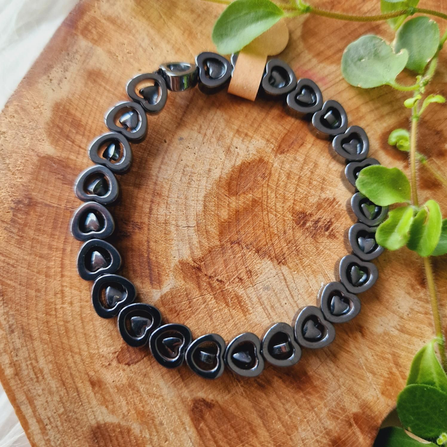 Hematite Heart Beaded Bracelet 