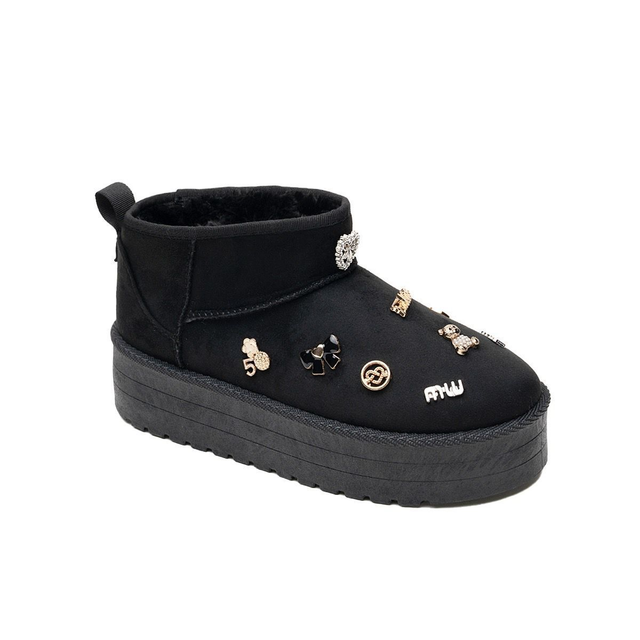 UGGIES MET STUDS ZWART