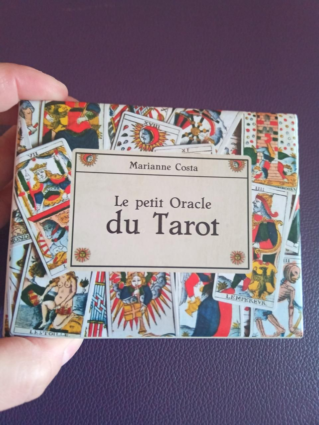 Le Petit Oracle du Tarot