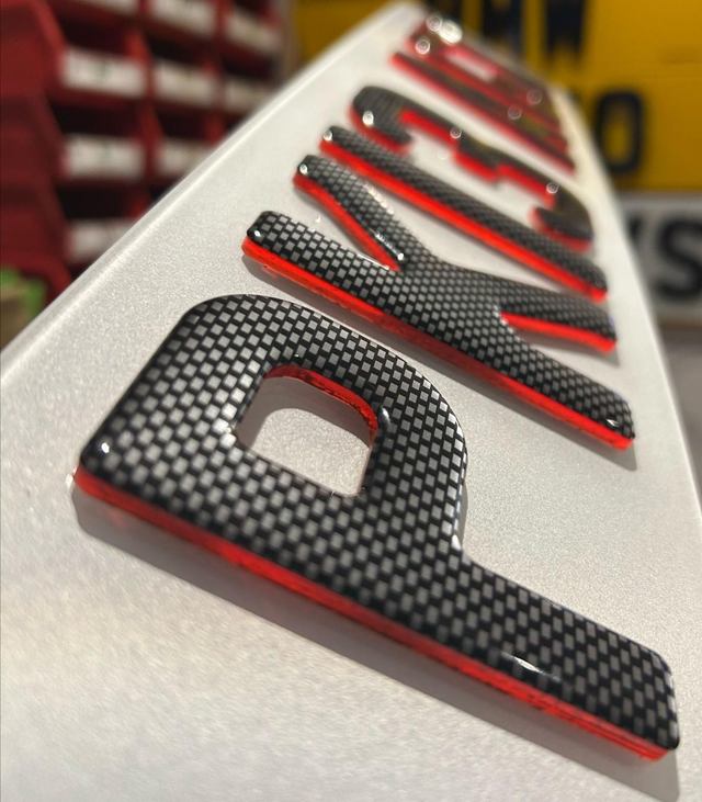 3mm Neon Red 4D with Carbon Gel