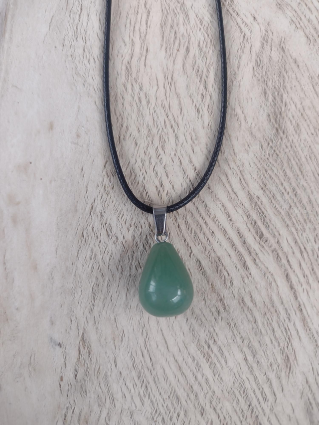 Green aventurine gemstone necklace 