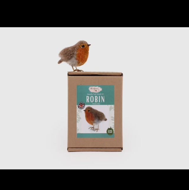 Robin Small Needle Felt Kit
