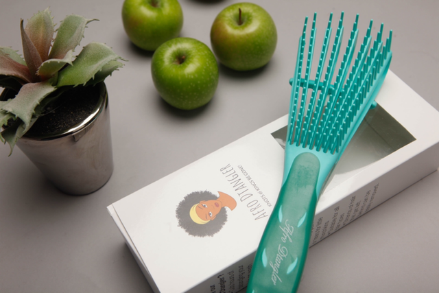 Afro Dtangler - Apple