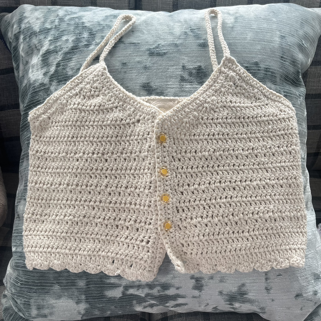 Ladies cropped vest top