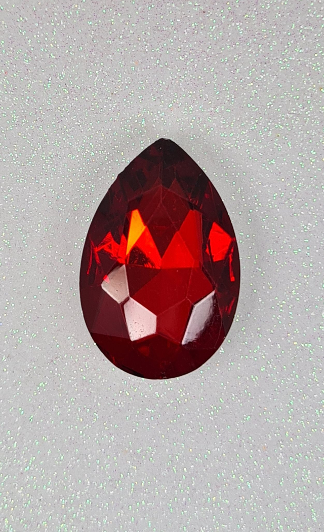 Fancy Drop, Siam Red, 30x40m