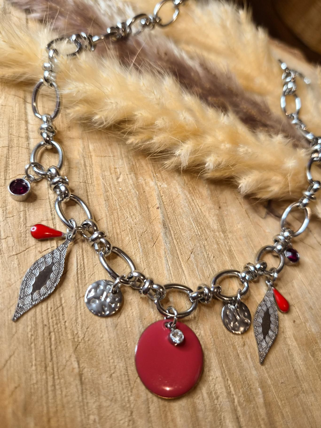 Collier breloques "Rosita" - Modèle argenté et rouge