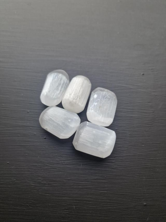 Selenite