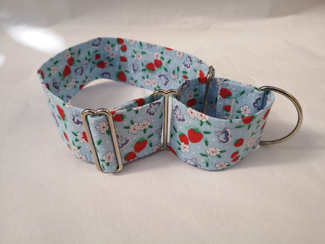 Strawberry's on Blue