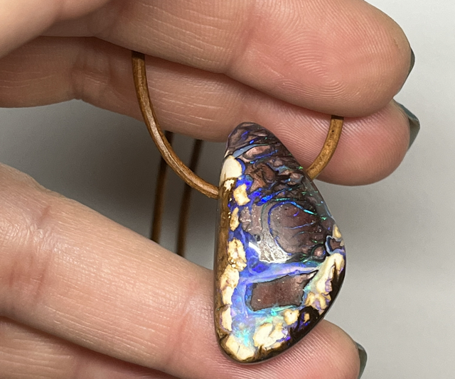 Pendentif en Opale Boulder