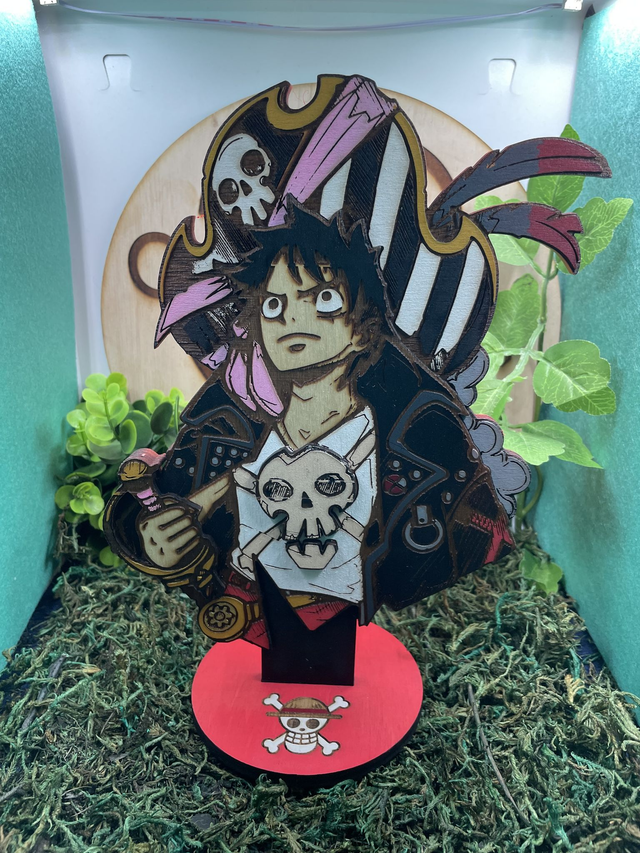 Figurine One pièce, Luffy. En bois.