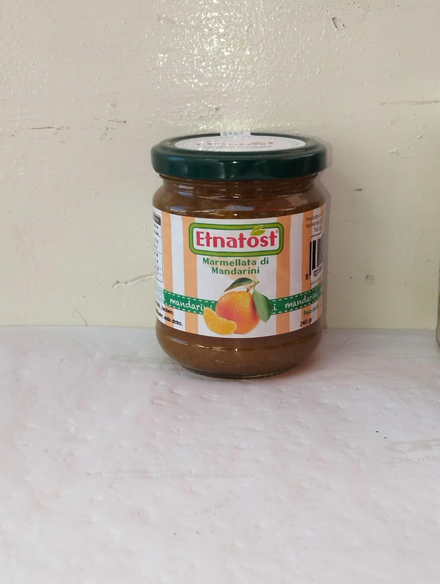 Confettura extra di mandarini 