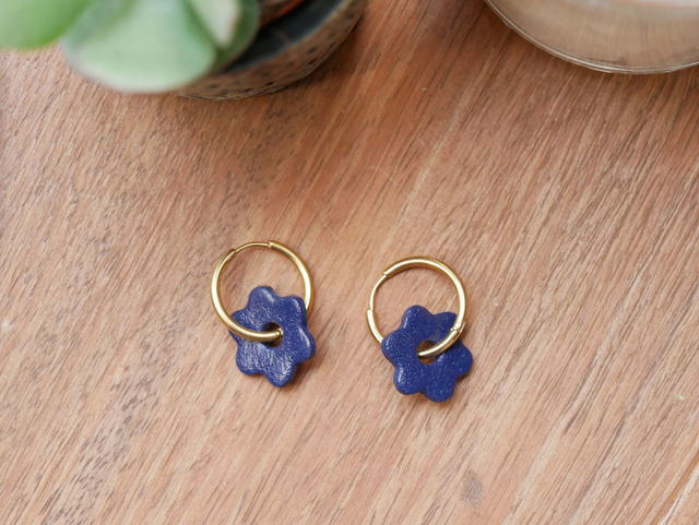 Medium Bloom Indigo