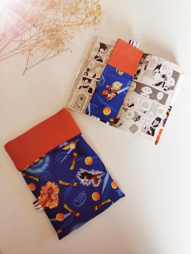 Pochette à livre de poche Dragon Ball orange 