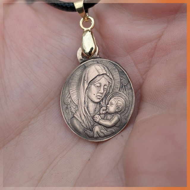 Médaille Vierge à l&#039;enfant (personnalisable)