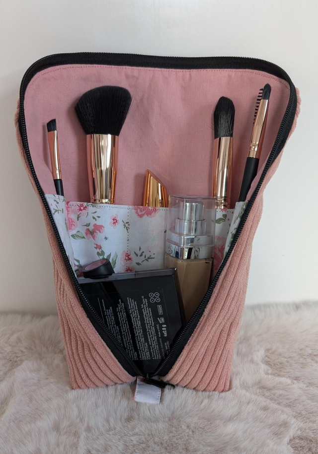 Trousse à maquillage nomade velours côtelé rose
