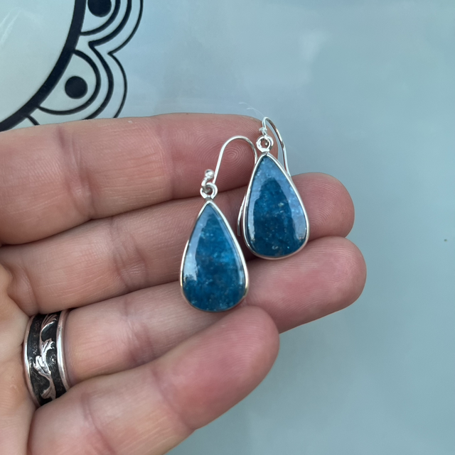 Boucles d’oreilles en Apatite de qualité sublime