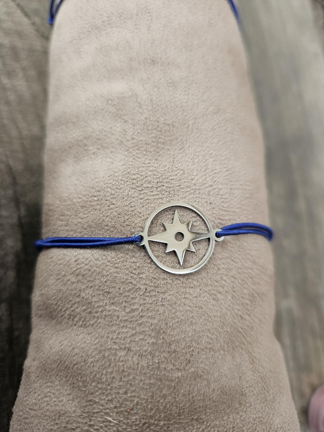 Bracelet etoile élastique bleu roi 