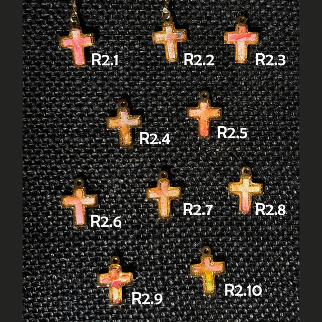 Collier Croix ROSE - partie 2