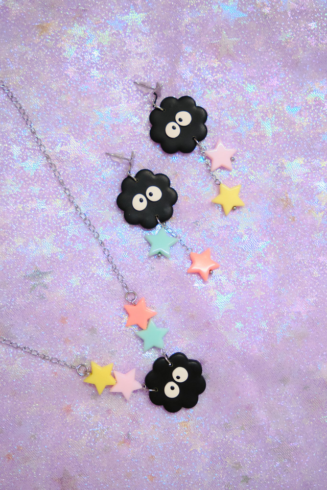 Set pendientes y collar Susuwatari | Studio Ghibli