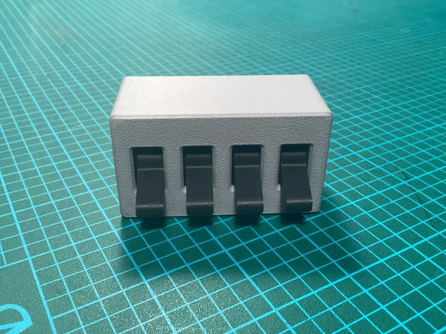 Fidget toggles with case 