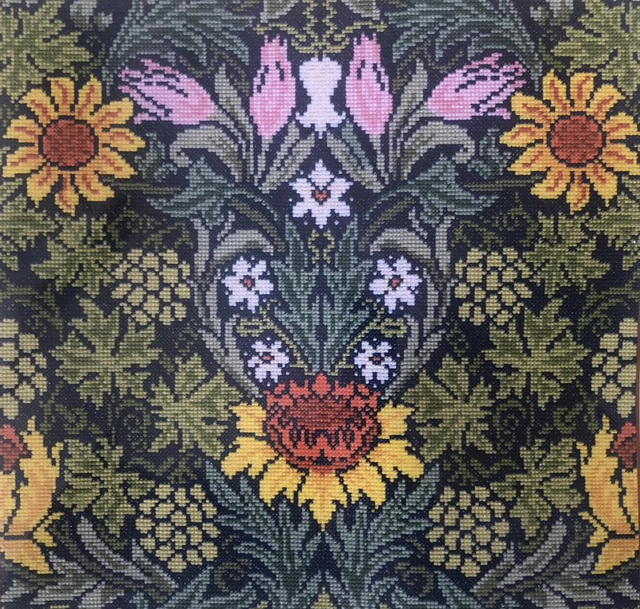 Sunflowers - William Morris - Bothy Threads Cross Stitch Kit 