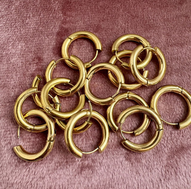 Créoles rondes 18 mm en acier inoxydable (la paire)