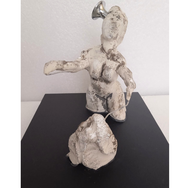 O1-0.3- Femme au champs