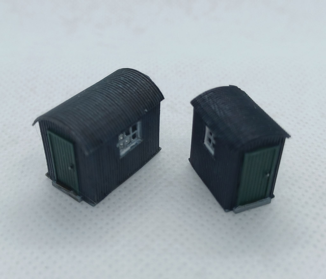 2mm scale / N gauge corrugated iron huts, two sizes, with right hand windows