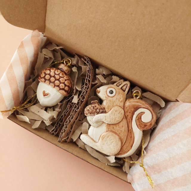 Handmade squirrel ornament - squirrel and acorn decor - air dry clay decoration - clay squirrel christmas bauble