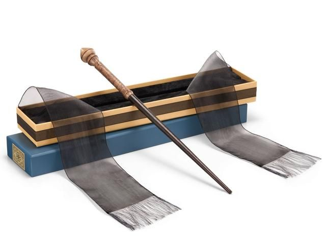 Colección Noble Primera Varita Mágica de Hermione Granger - Caja de Ollivander