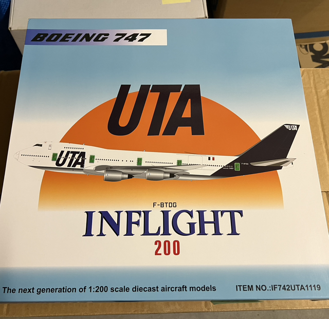 1:200 UTA B747-200 F-BTOG Inflight200