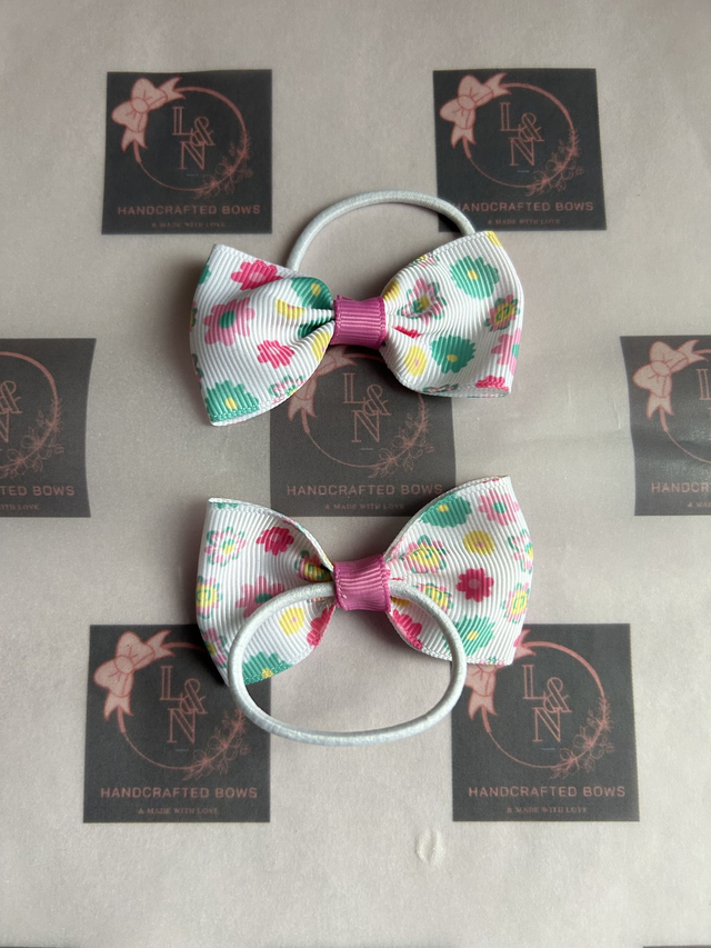 White Flower Bobbles