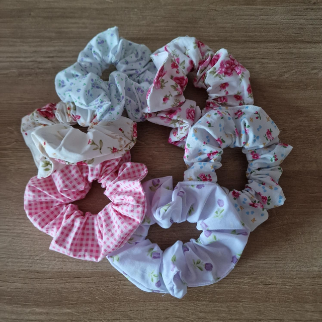 LS - Scrunchies