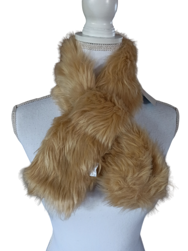 Écharpe imitation fourrure 