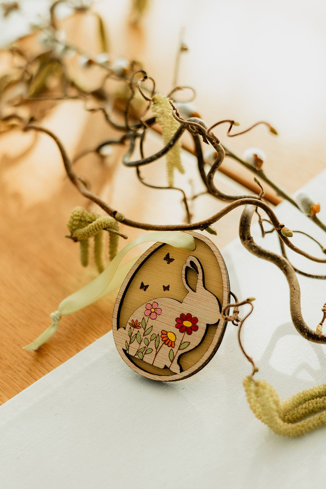 Œuf de Pâques - Lapin floral