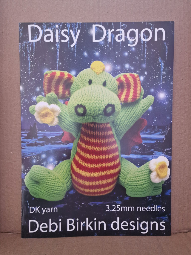 Daisy Dragon Knitting Pattern
