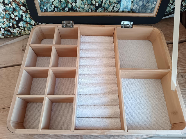 Boîte à bijoux - papier washi - fleurs de prunier - bambou - verre - moulures - La&Titia