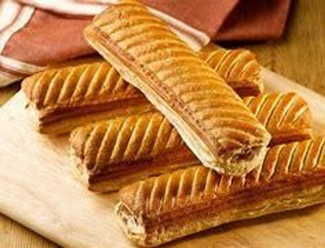 Wrights Unbaked Sausage Rolls - 4 pack -no stock-del due between 6th and 11th Feb
