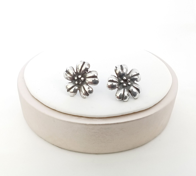 Pendientes de Plata Diseño Flor