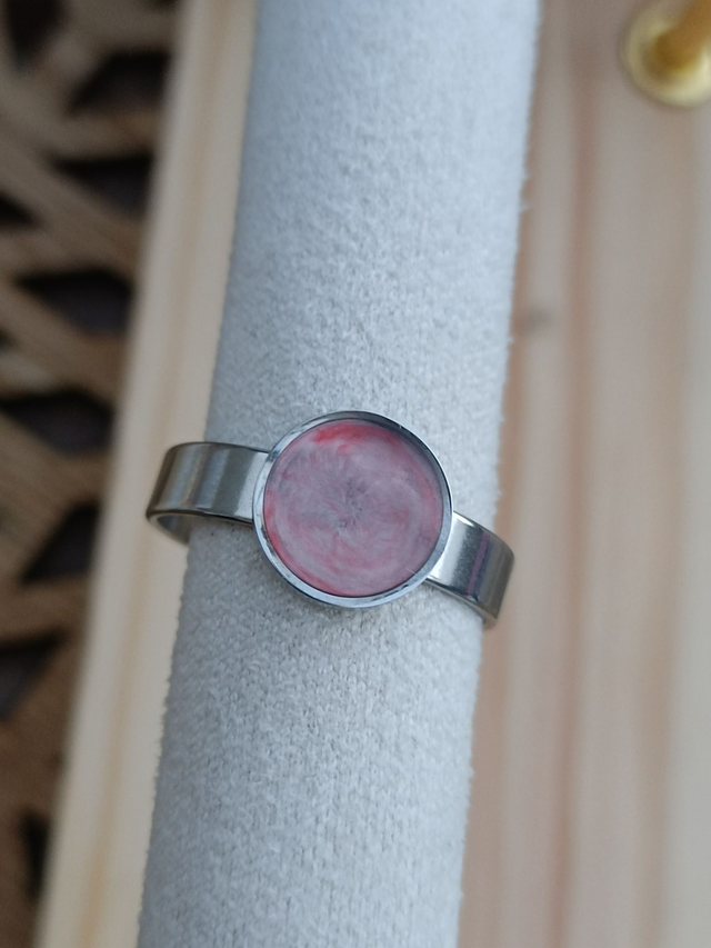 Bague fine réglable 8 mm - Argent - Résine Rouge
