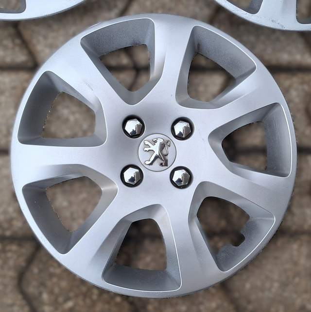 Enjoliveur Peugeot 2008/3008/307/308/Partner 16&quot; occasion