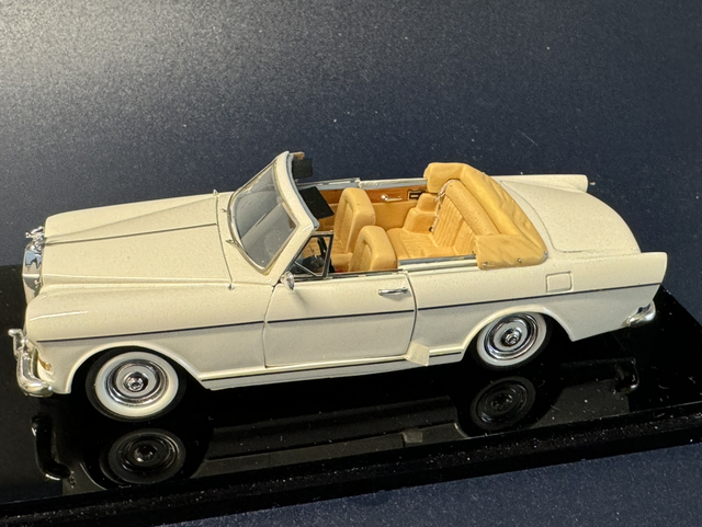 Rolls Royce Silver Cloud III Convertible 1966 ATC 1:43