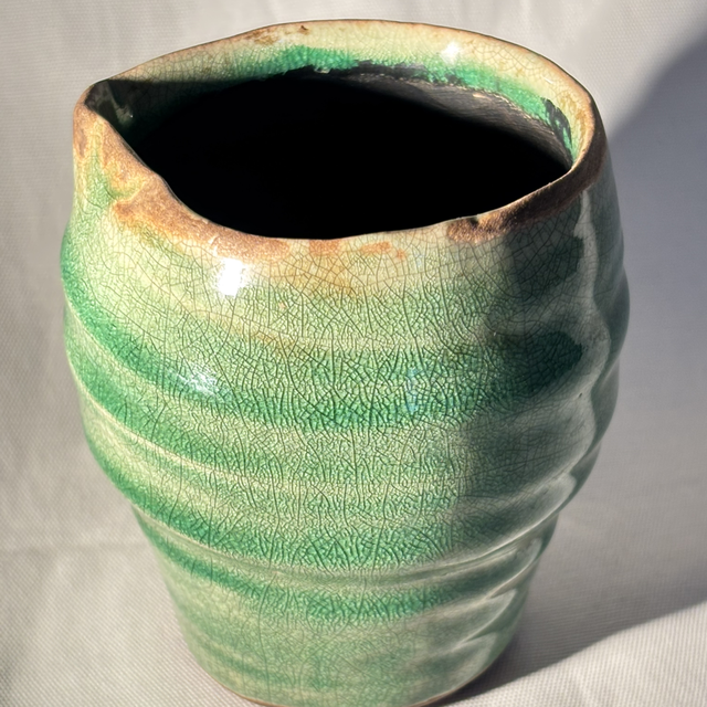 Ausgiesser / Vase Jadegrün / Craquelée