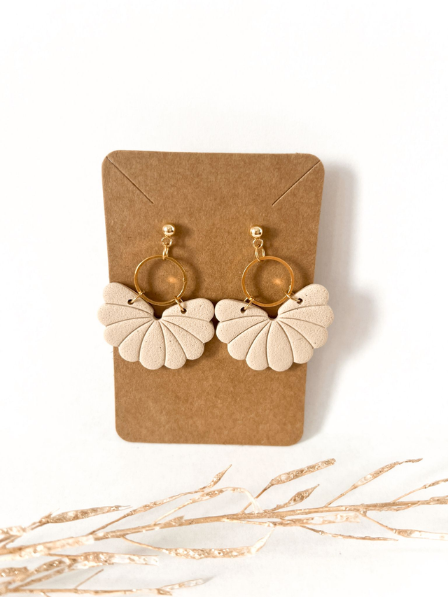 Boucles d'oreilles Clochette / beige